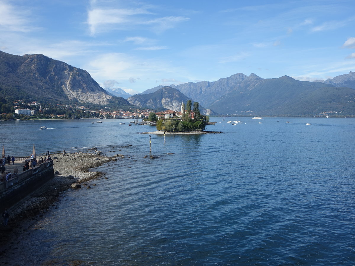 Ausblick von der Isola Bella auf die Isola Pescatori (05.10.2019)