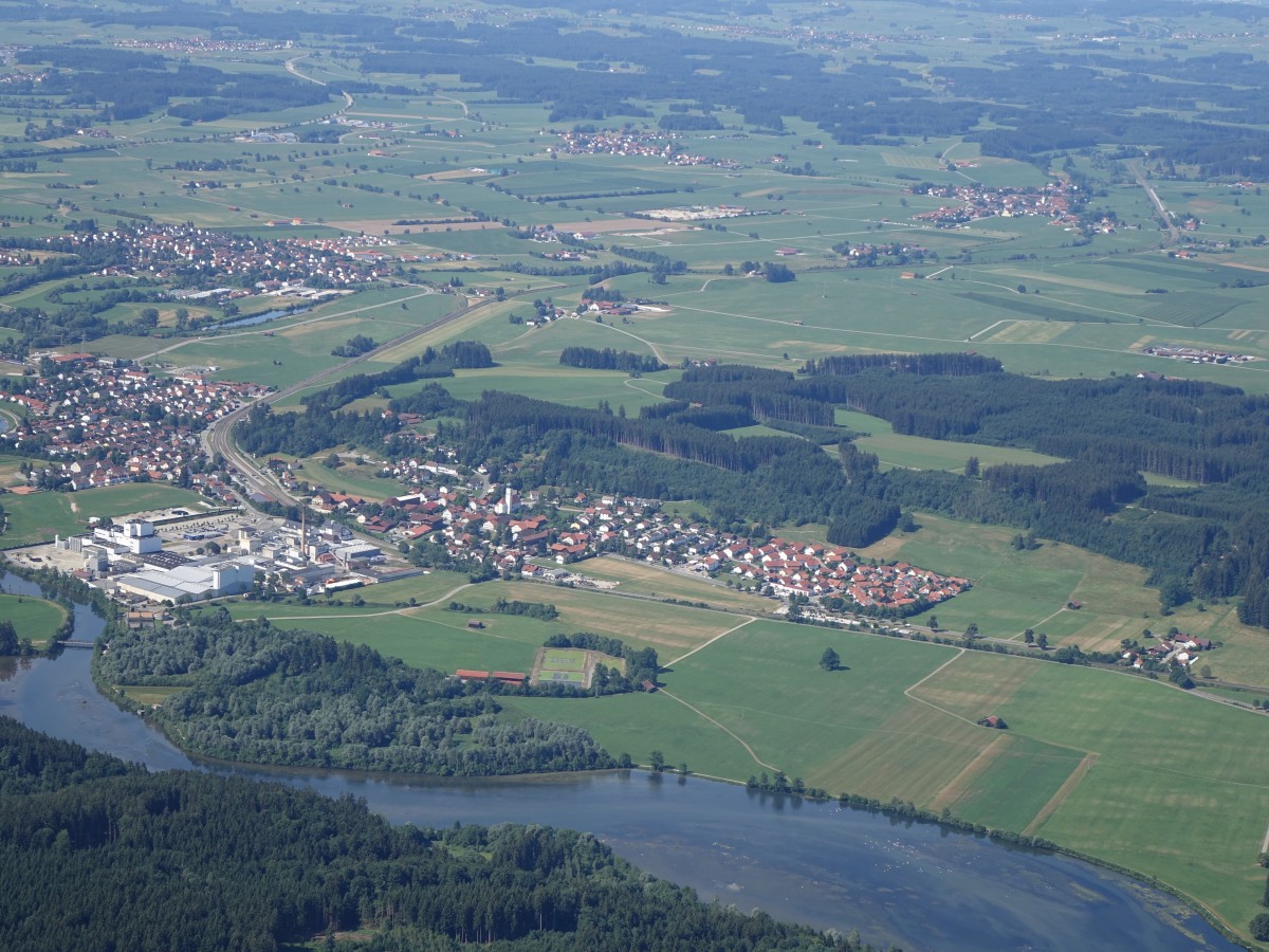 Aussicht auf Biessenhofen und die Wertach mit Bachtelsee (26.07.2015)