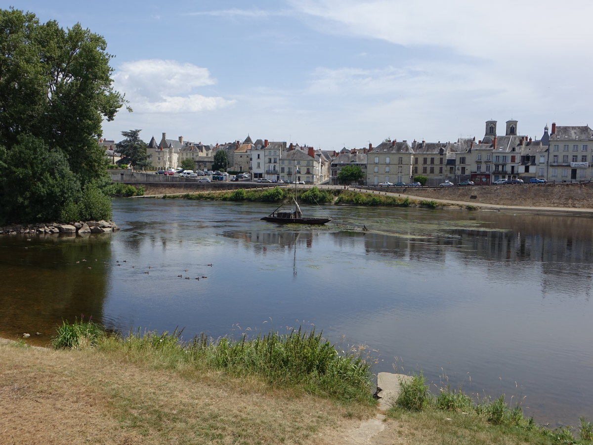 Aussicht auf den Fluss La Vienne bei Chatellerault, Dep. Vienne (08.07.2017)