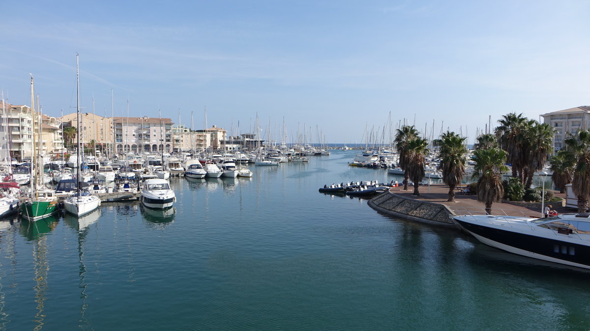 Aussicht auf den Yachthafen in Frejus (26.09.2017)