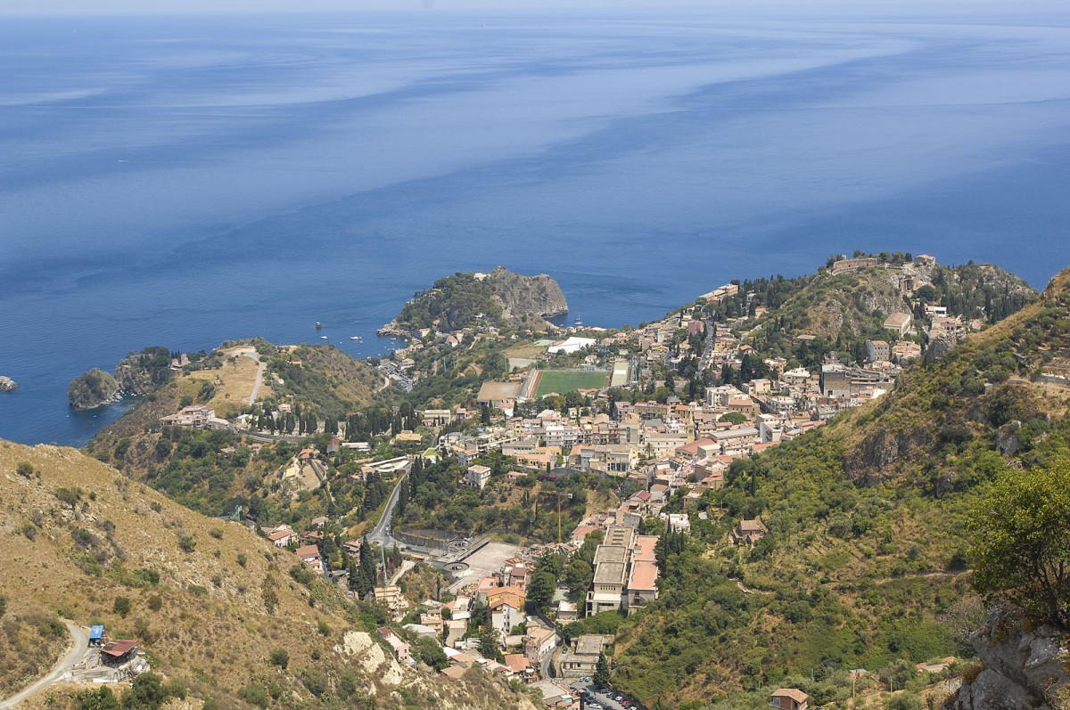Aussicht von Castelmola bei Taormina (Sizilien). Aufnahmedatum: 28. Juni 2013. 