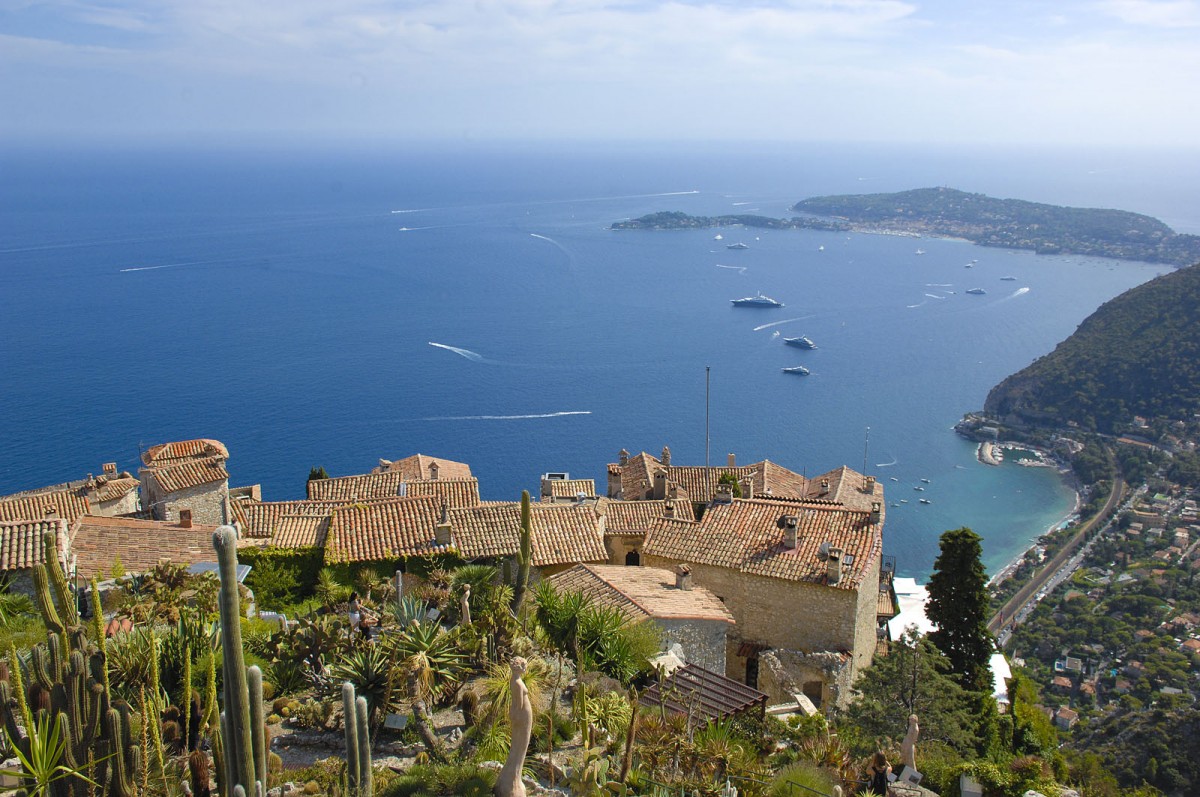 Aussicht von Chateau d'Èze. Aufnahmedatum: 26. Juli 2015.