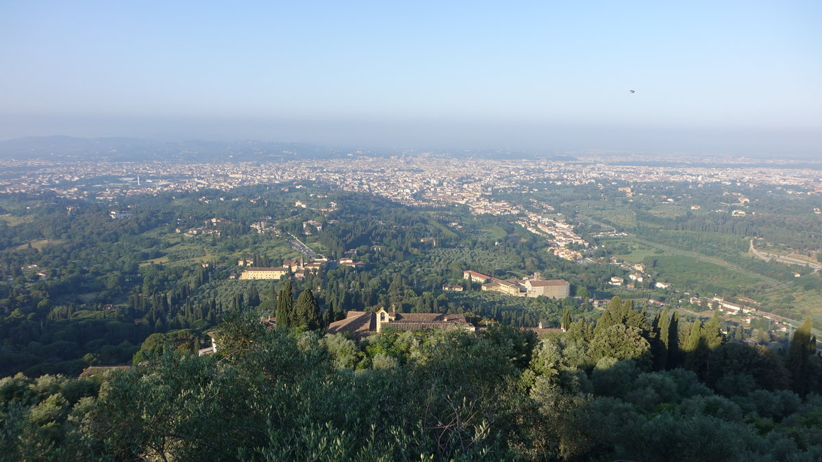 Aussicht von Fiesole auf das Stadtzentrum von Florenz (17.06.2019)