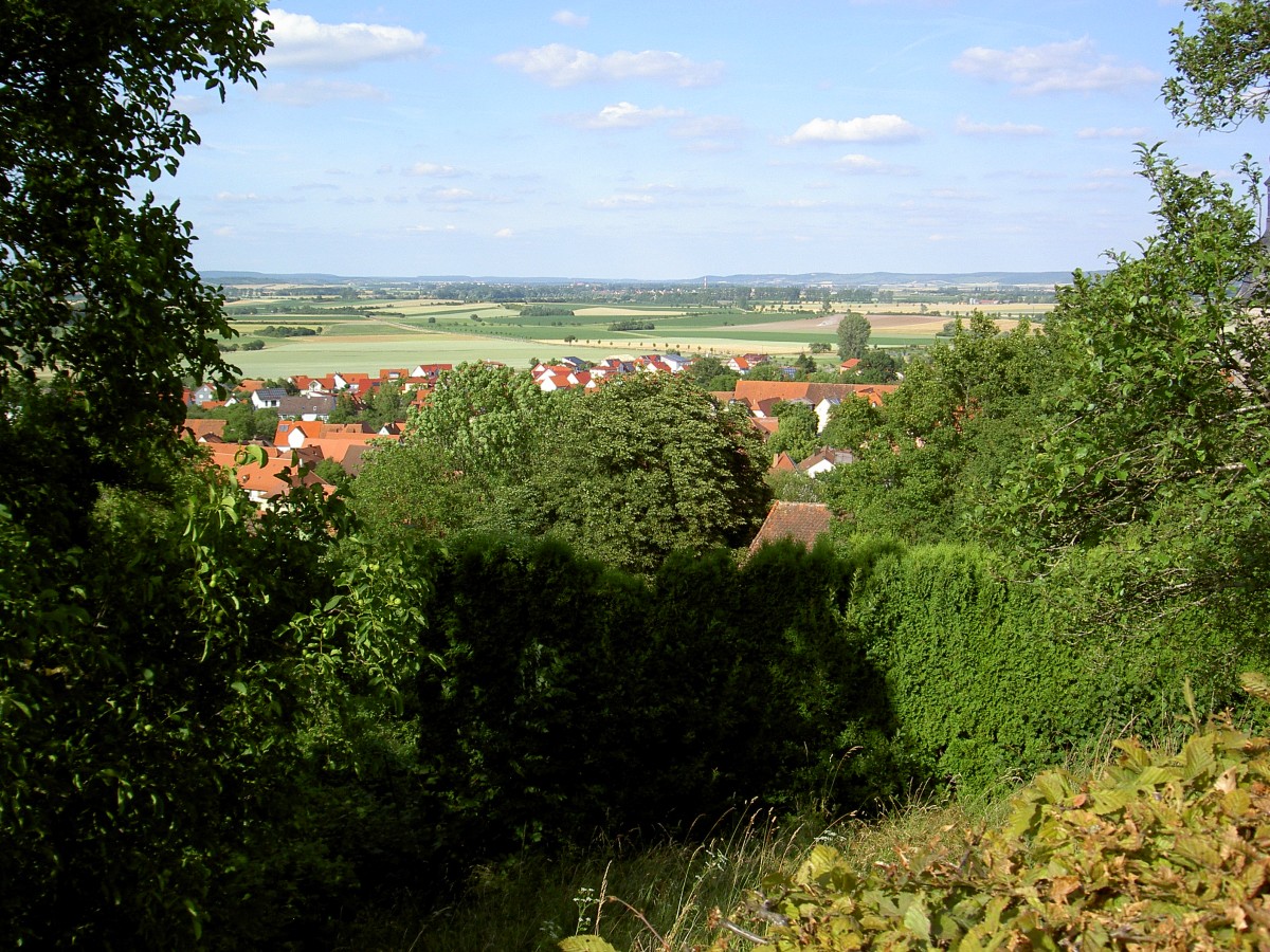 Aussicht vom Kapellenberg auf Burgbernheim (19.06.2014)