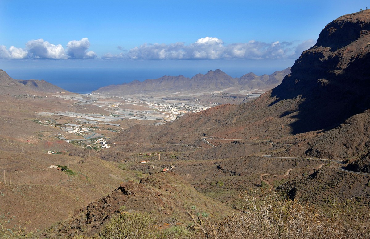 Aussicht von der Landesstraße GC-200 auf Gran Canaria. Aufnahme: Oktober 2009.