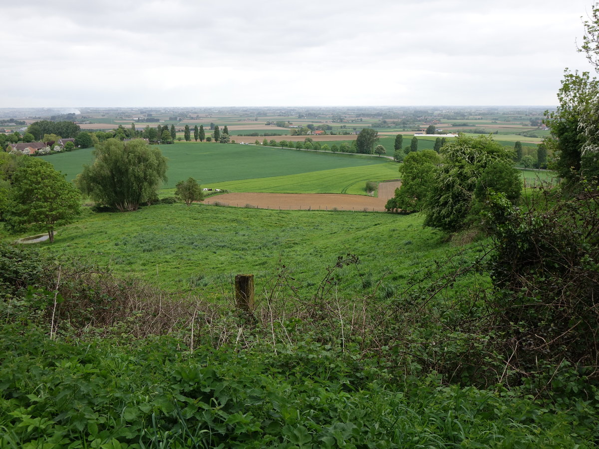 Aussicht in Richtung dem Ort Cassel in Flandern (13.05.2016)