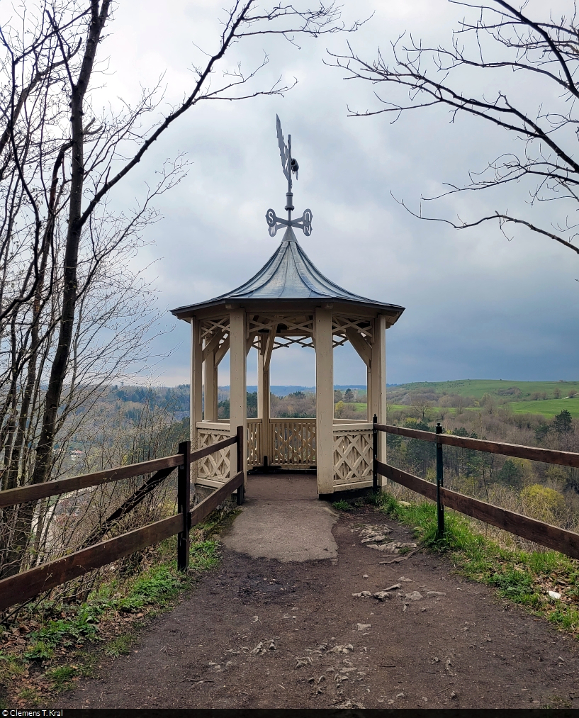 Aussichtspavillon Hoher Kleef oberhalb von Rübeland, zugleich Stempelstelle 88 der Harzer Wandernadel.

🕓 29.4.2023 | 12:48 Uhr