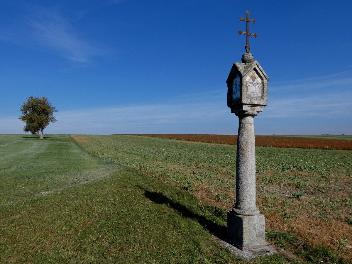 Wayside shrine with the motifs of St. Leonard and St. Florian from the year 1684 near Waizenkirchen in the Hausruckviertel; 261019