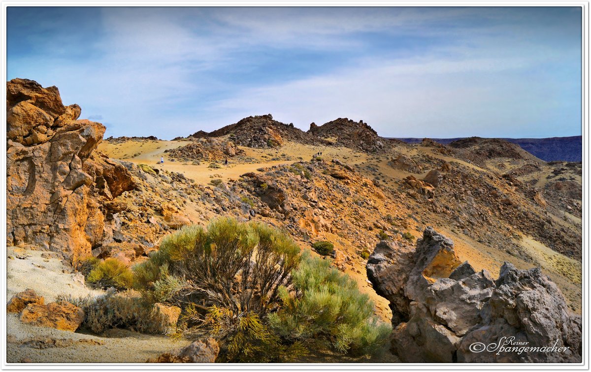 Bizarre Vulkanlandschaft am Fuße des Teide (3700m) hoch, auf der Kanaren-Insel Teneriffa, Ende November 2017.