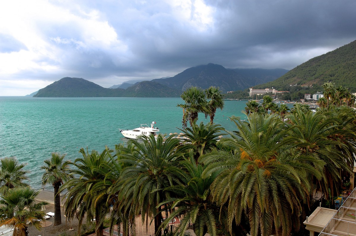 Blick auf die Bucht von Marmaris. Aufnahme: Juli 2010.