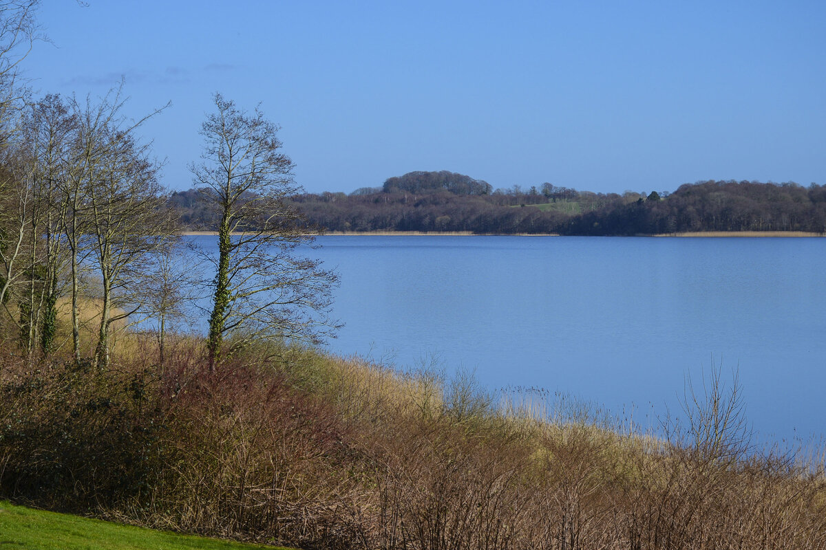 Blick auf Haderslebener Damm (dänisch Haderslev Dam) westlich von Hadersleben (dänish Haderslev) in Nordschleswig (Sønderjylland). Aufnahme: 26. Februar 2022.