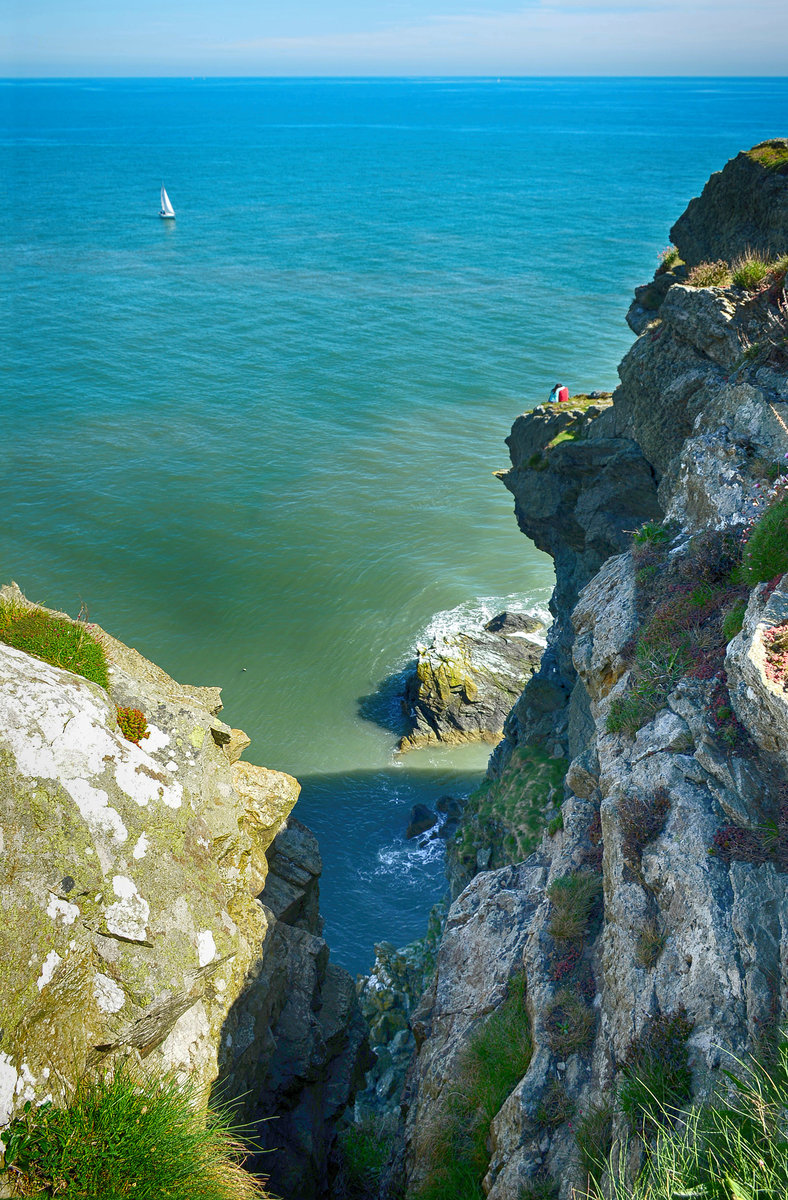 Blick auf Nose of Howth von Howth Cliff Walk - Irland. Aufnahme: 12. Mai 2018.