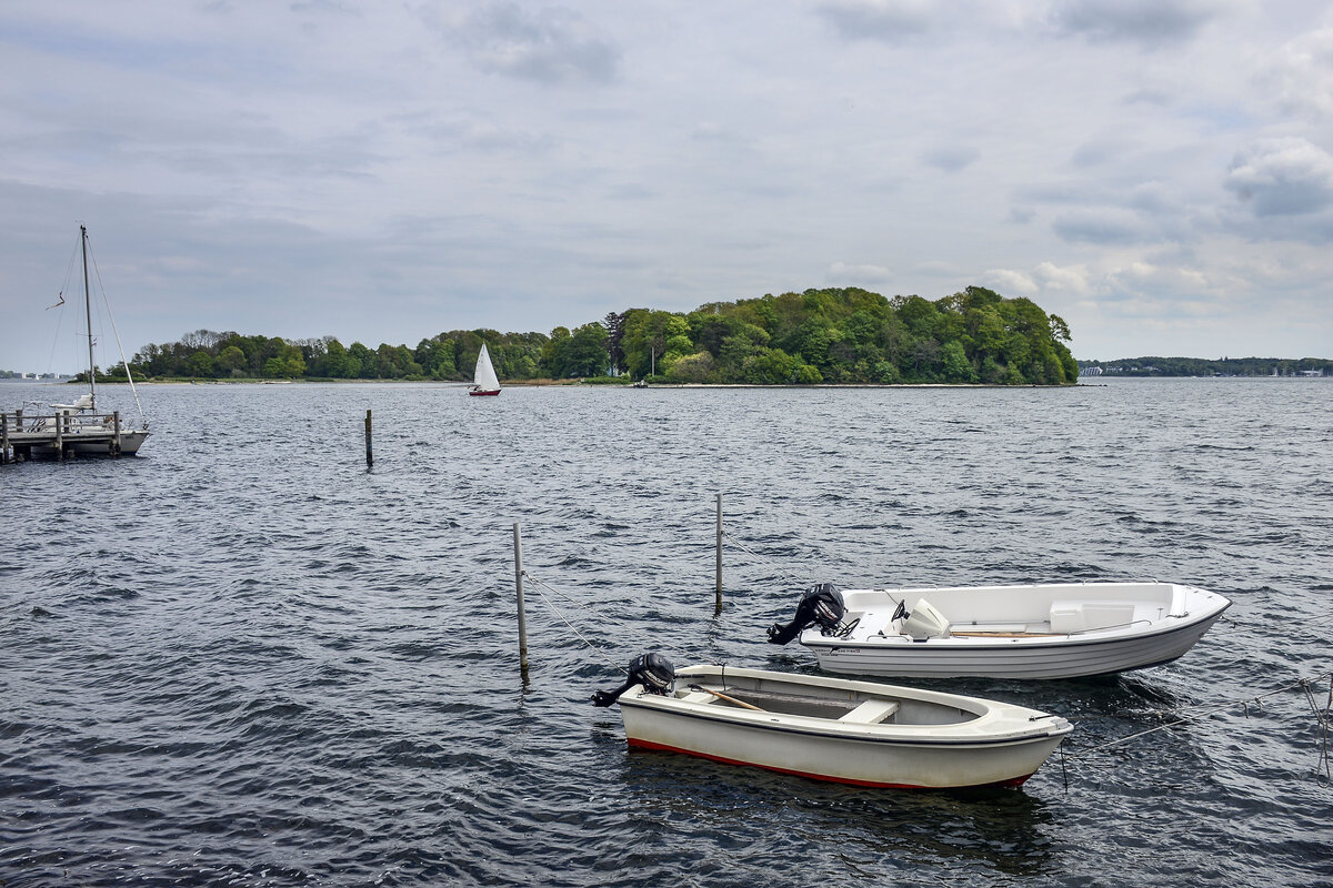 Blick auf die Ochseninseln vom Strand bei S�nderhav (deutsch: S�derhaff). Aufnahme: 17. Mai 2026.