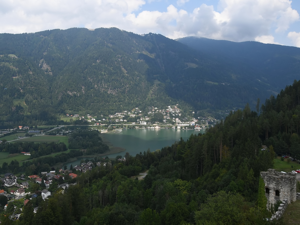 Blick auf den Ossiacher See bei Sankt Andrä. (August 2019)