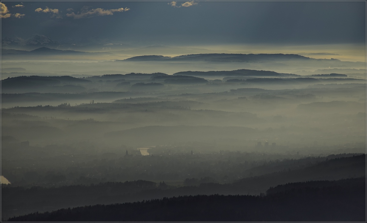 Blick von Farnern über das Mittelland. November 2019.