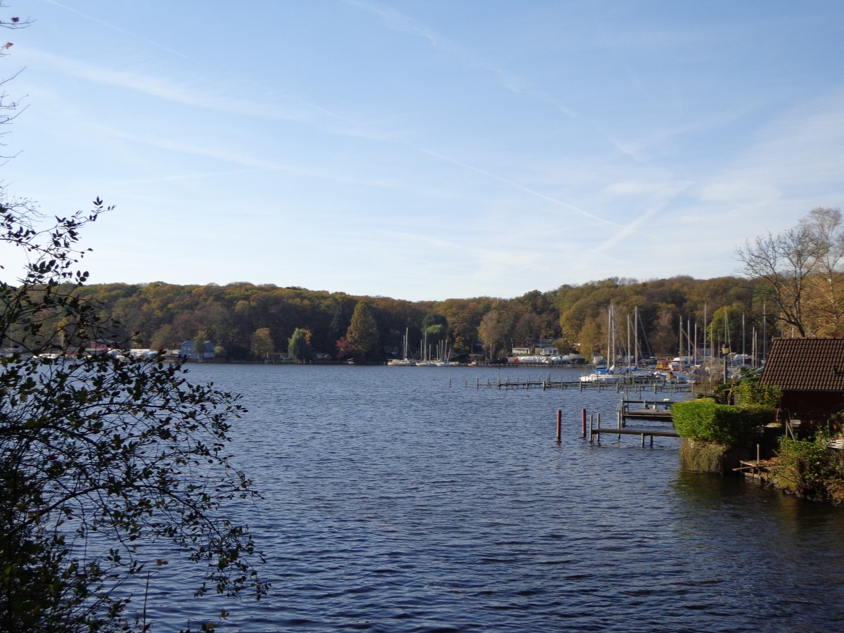 Blick von der Havelchausse ber den Stensee in Richtung Pichelswerder am 31.10.13.