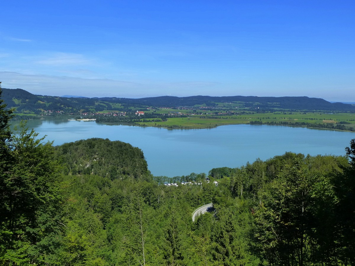 Blick ber den Kochelsee an den Bayerischen Alpen, Aug.2014