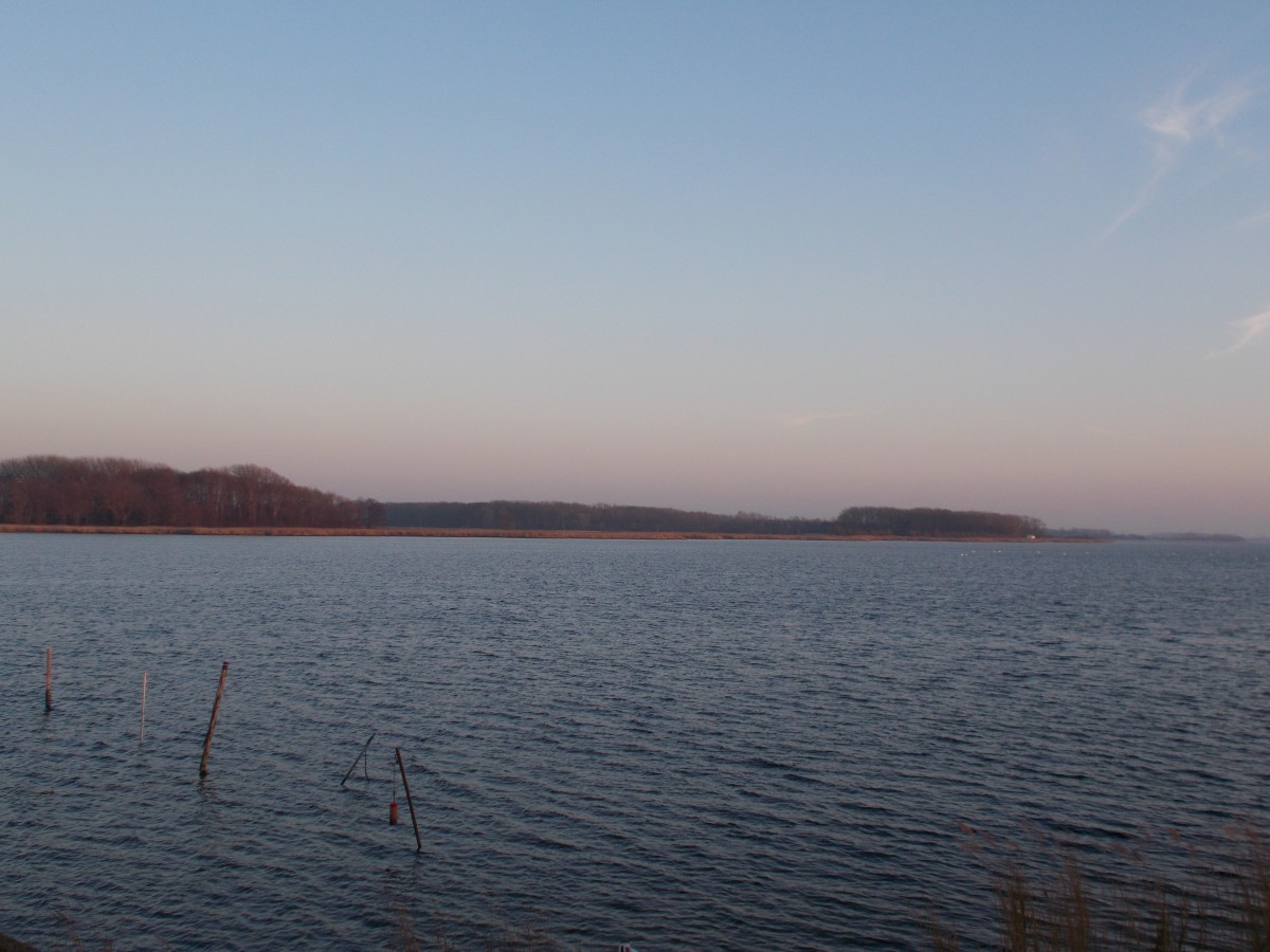 Blick über den Kubitzer Bodden am 19.Februar 2015.