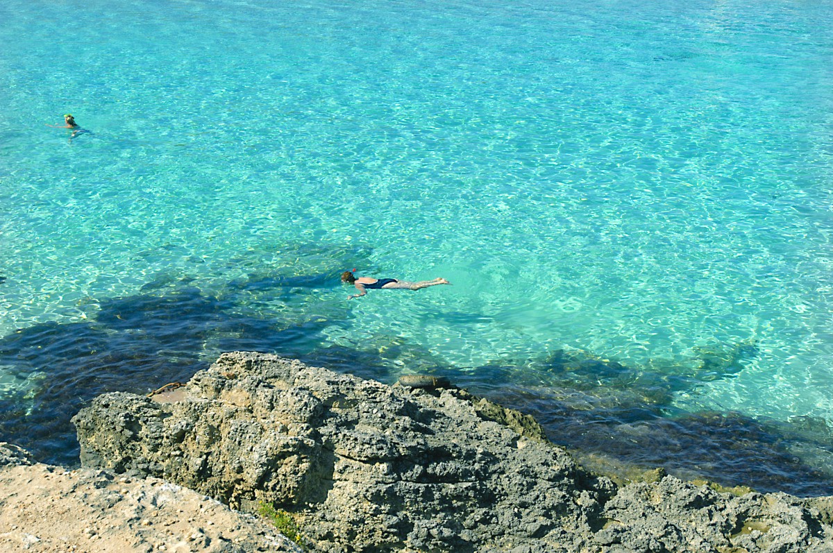 Blue Lagoon an der Insel Comino, Malta. Aufnahme: Oktober 2006.