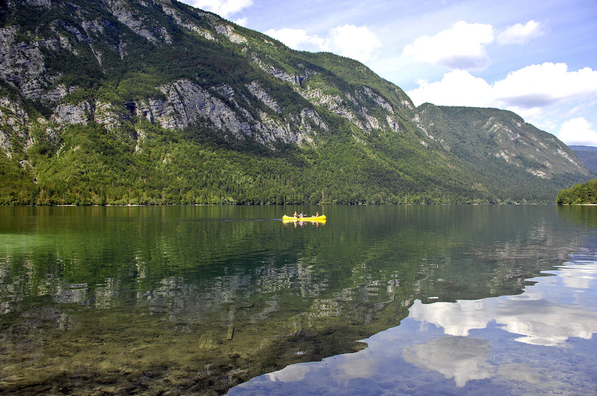 Bohinjsko jezero in Slowenien. Aufnahme: 2. August 2016.