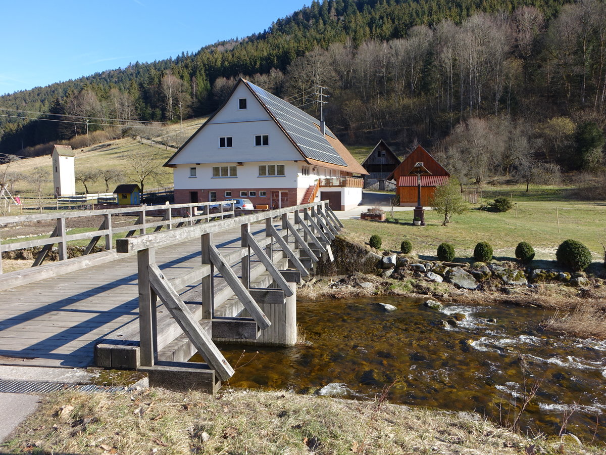 Brücke über die Wolf bei Oberwolfach, Mittelschwarzwald (24.02.2019)