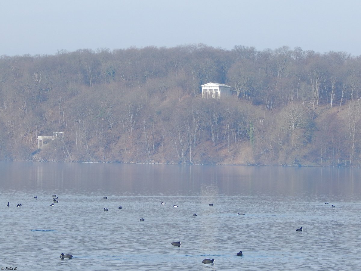 Das Belvedere in Neubrandenburg vom Tollensesee aus fotografiert am 11.03.2018