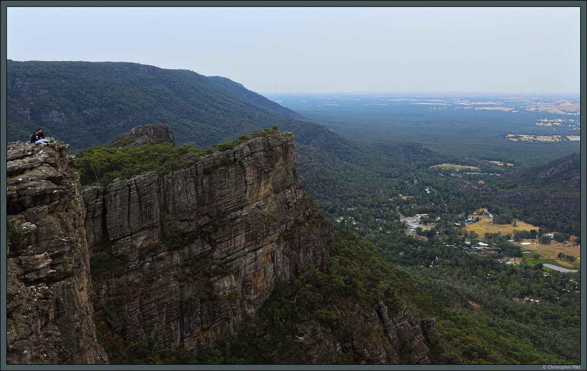 Der Aussichtspunkt  The Pinnacle  liegt oberhalb der Ortschaft Halls Gap im Grampians Nationalpark und ist ein beliebtes Wanderziel. (05.01.2020)