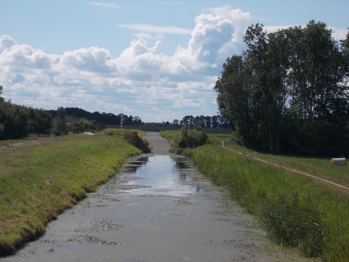 Der Grenzfluß zwischen Deutschland und Polen,am 28.August 2014,bei Gartz(Usedom).