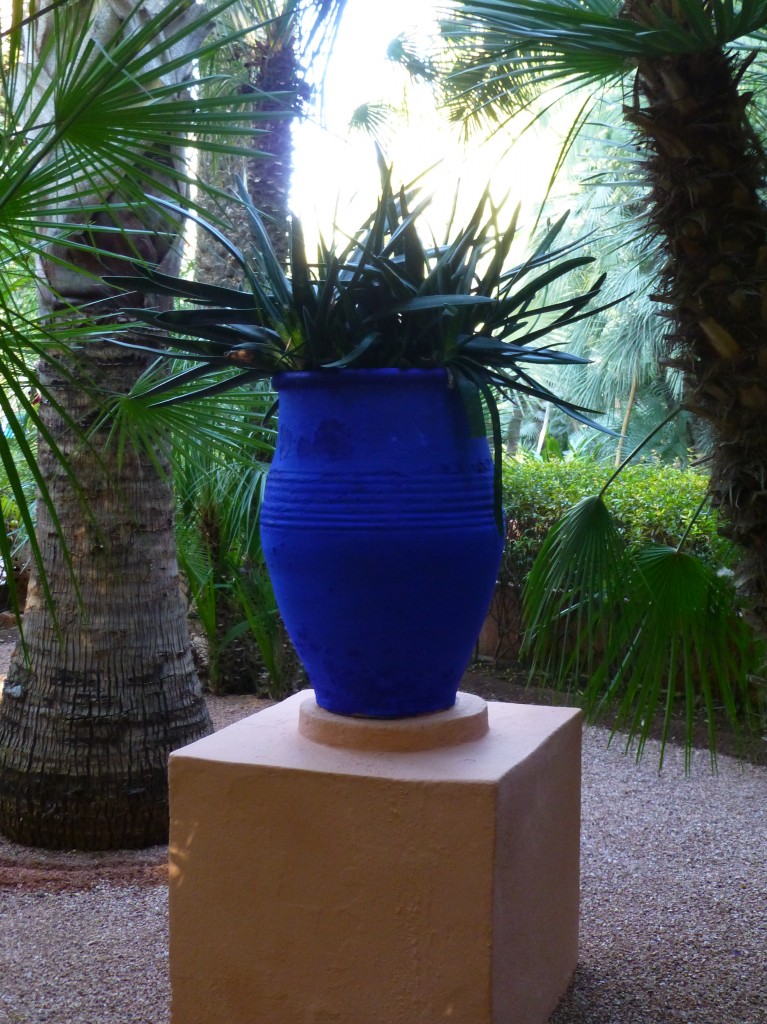 Der Jardin Majorelle ist Marrakeschs historischer botanischer Garten. Der bezaubernde Park wurde in den zwanziger Jahren des vorigen Jahrhunderts angelegt und geriet vorübergehend in Vergessenheit – bis er von dem Modeschöpfer Yves Saint Laurent und seinem Partner wiederentdeckt und restauriert wurde. 28.12.2014