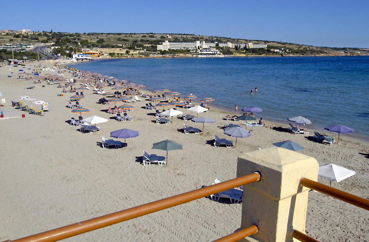 Der Strand Ghadira am Mellieha auf Malta. Aufnahme: Oktober 2008.
