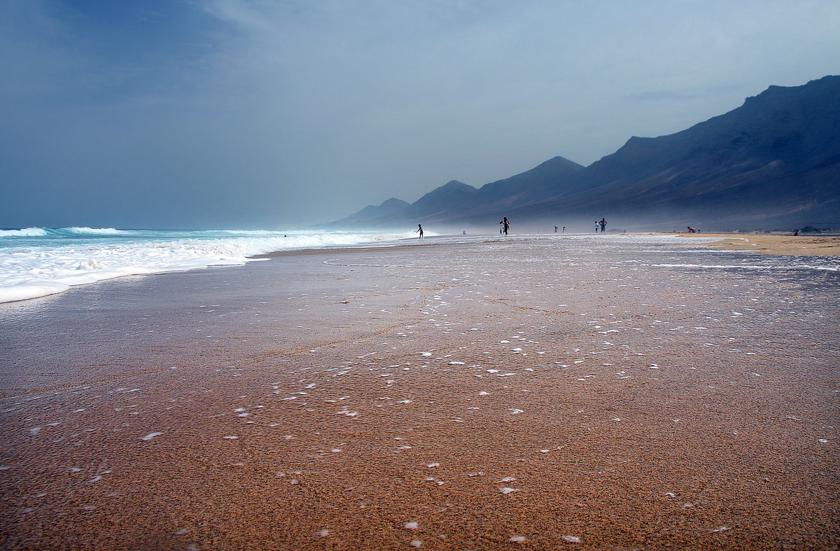 Der Strand vor Cofete auf der Insel Fuerteventura in Spanien. Aufnahme: 17. Oktober 2017.