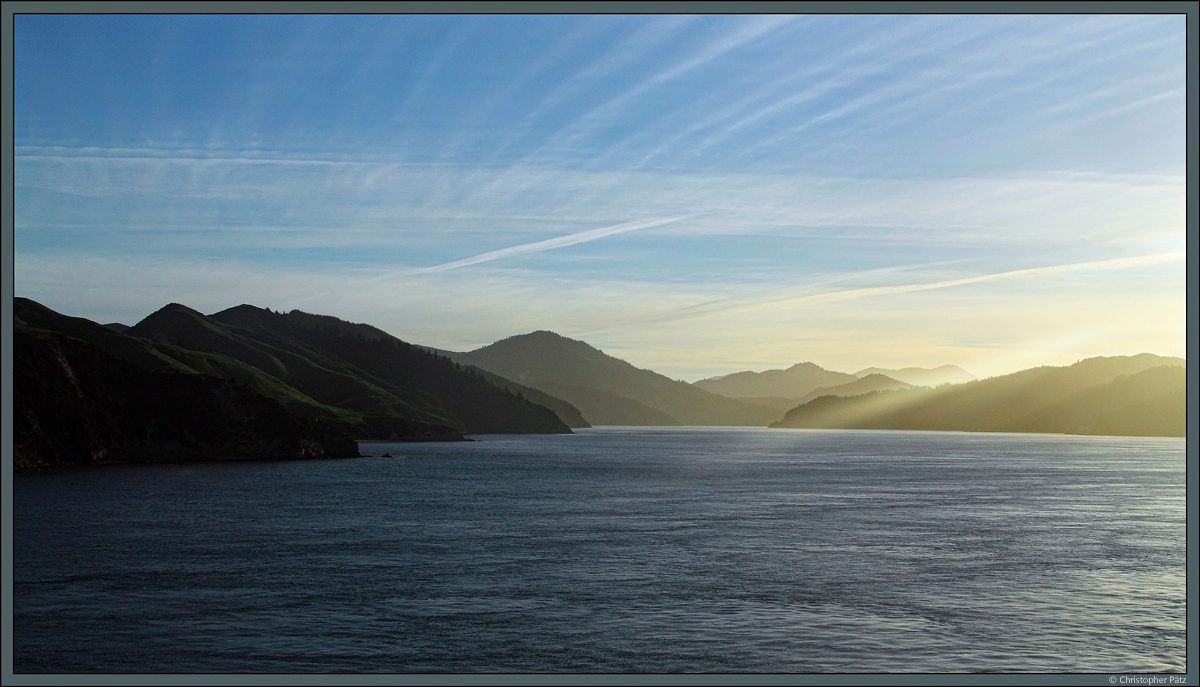 Der Tory Channel, eine Meerenge in den Marlborough Sounds der neuseeländischen Südinsel. (19.10.2016)