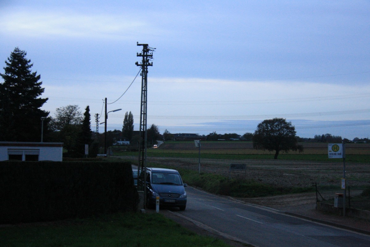 Die Abendstimmung. 
Aufgenommen in Kohlscheid-Bank am Abend vom 31.10.2013.