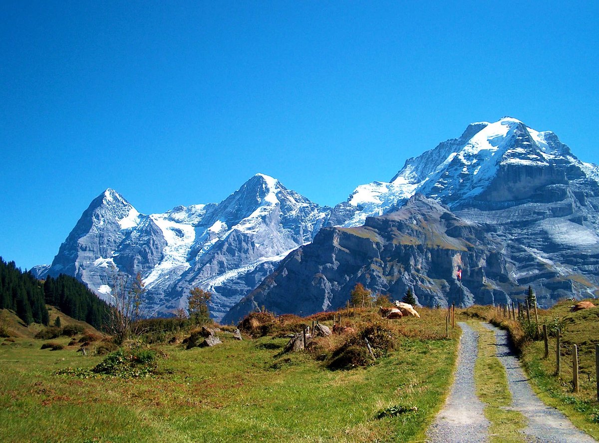 Eiger, Mönch und Jungfrau, von Suppenalp oberhalb von Mürren aus gesehen - 18.09.2003