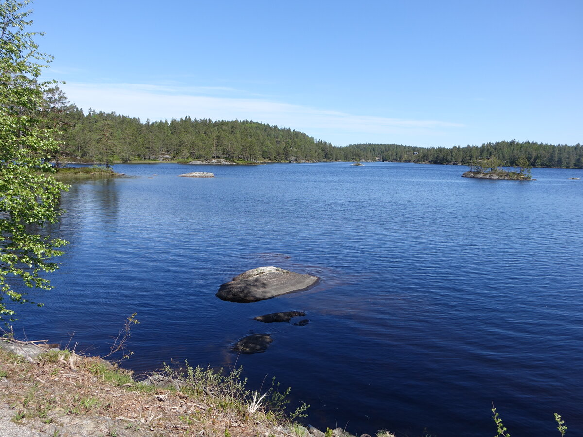 Eksjö See an der Straße 416 bei Limyra, Agder (28.05.2023)