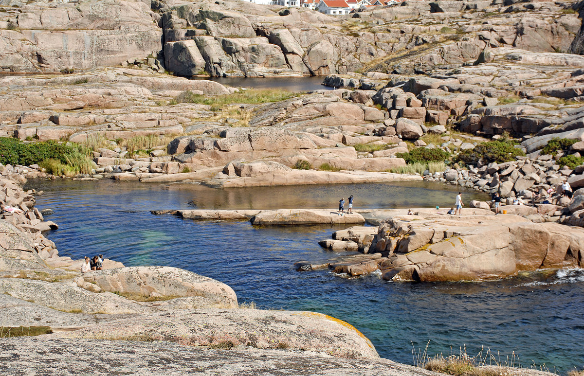 Felsenlandschaft auf der Insel Kleven im Bohusläner Schärenhof vor der Ortschaft Smögen. Aufnahme: 2. August 2017.