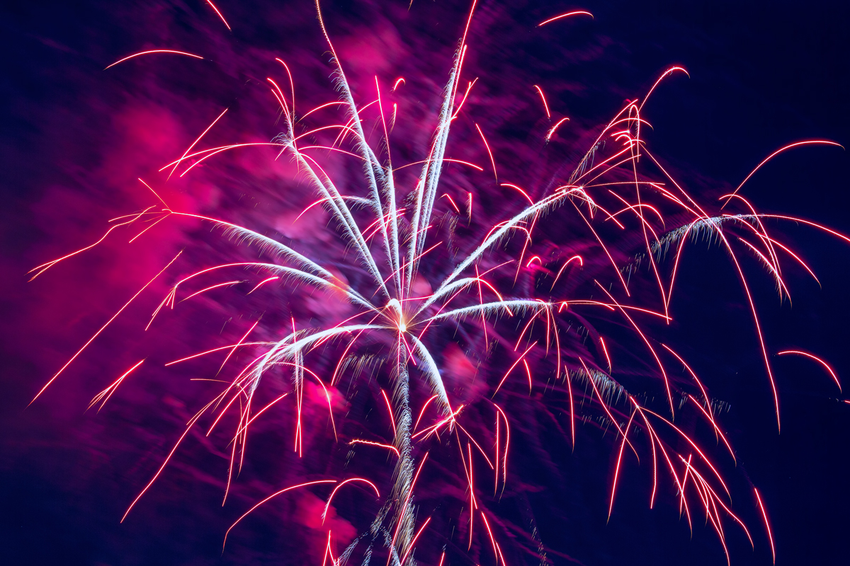 Feuerwerk zu Hafenfest in Sassnitz. - 09.07.2017
