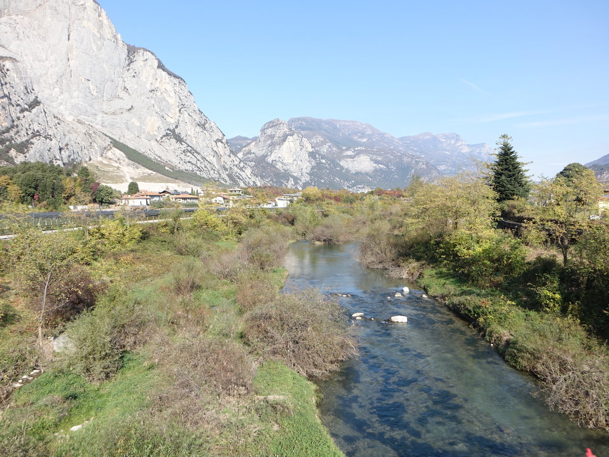 Fluss Sarca im Valle dei Laghi, Trentino (01.11.2017)
