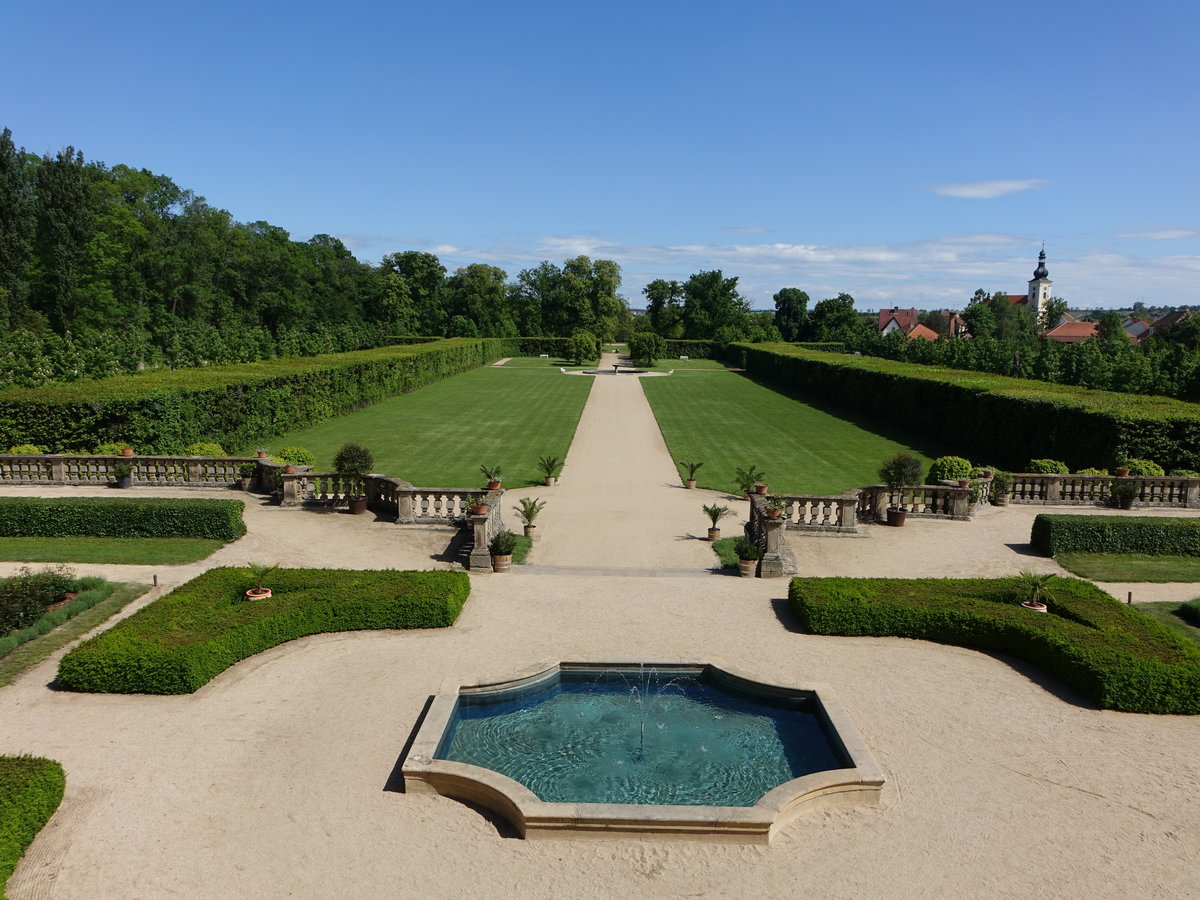 Französischer Park beim Schloß Milotice (31.05.2019)