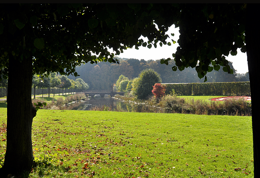 Garten- und Teichanlage am Schlo Augustusburg in Brhl - 07.10.2013