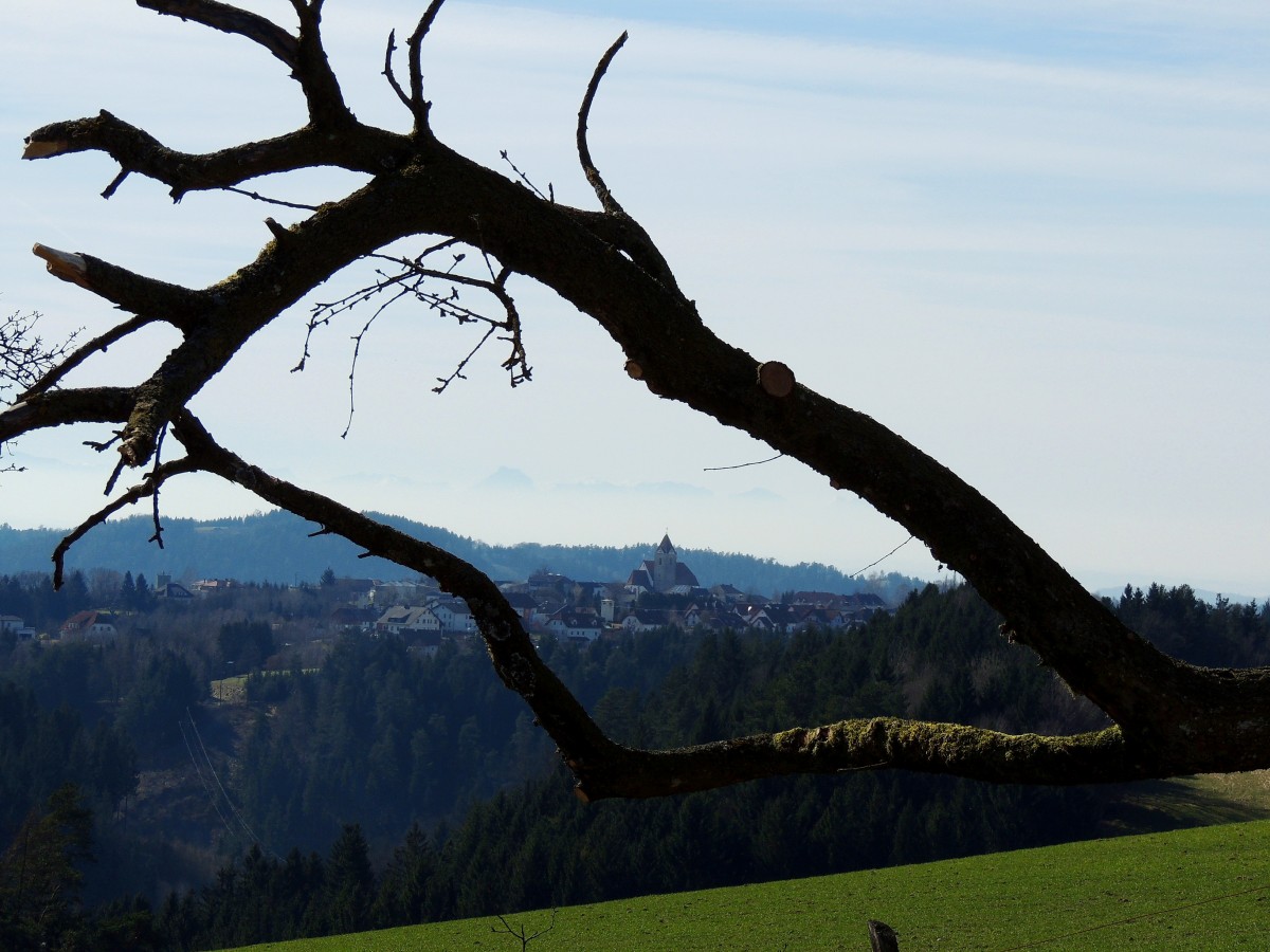  Gerahmt , ein Astrahmen für Tragwein samt Kirche; 150308