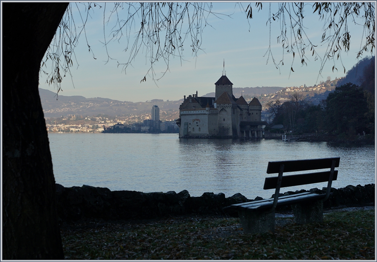  Gutes Fotolicht  wünscht man sich oft - doch was ist  Gutes Fotolicht ? Motiv im Schatten und die Umgebung in der Sonne wohl eher nicht. Trotzdem versucht ich mein Glück beim Château de Chillon.
6. Dez. 2016