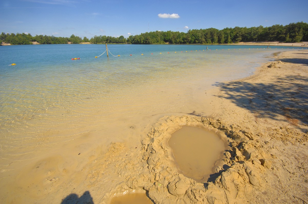 Het Blauwe Meer (Blauer See) westlich von Beilen in den Niederlanden. Aufnahme: Mai 2011.