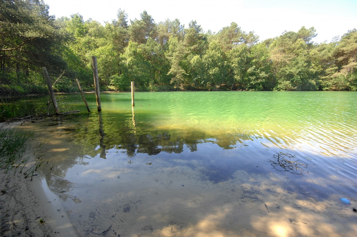 Het Blauwe Meer (Blauer See) westlich von Beilen in den Niederlanden. Aufnahme: Mai 2011.