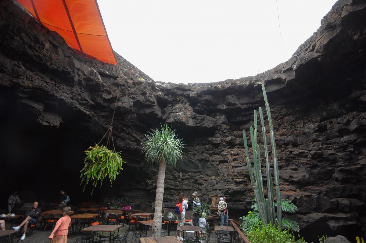 Höhle in Jameos del Agua, Lanzarote. Aufnahme: April 2011.