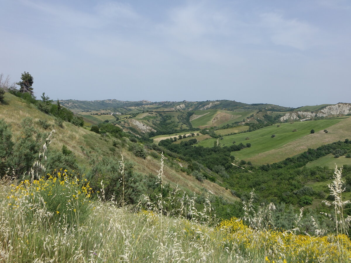 Hügel bei Serramonacesca, Provinz Pescara, Abruzzen (26.05.2022)