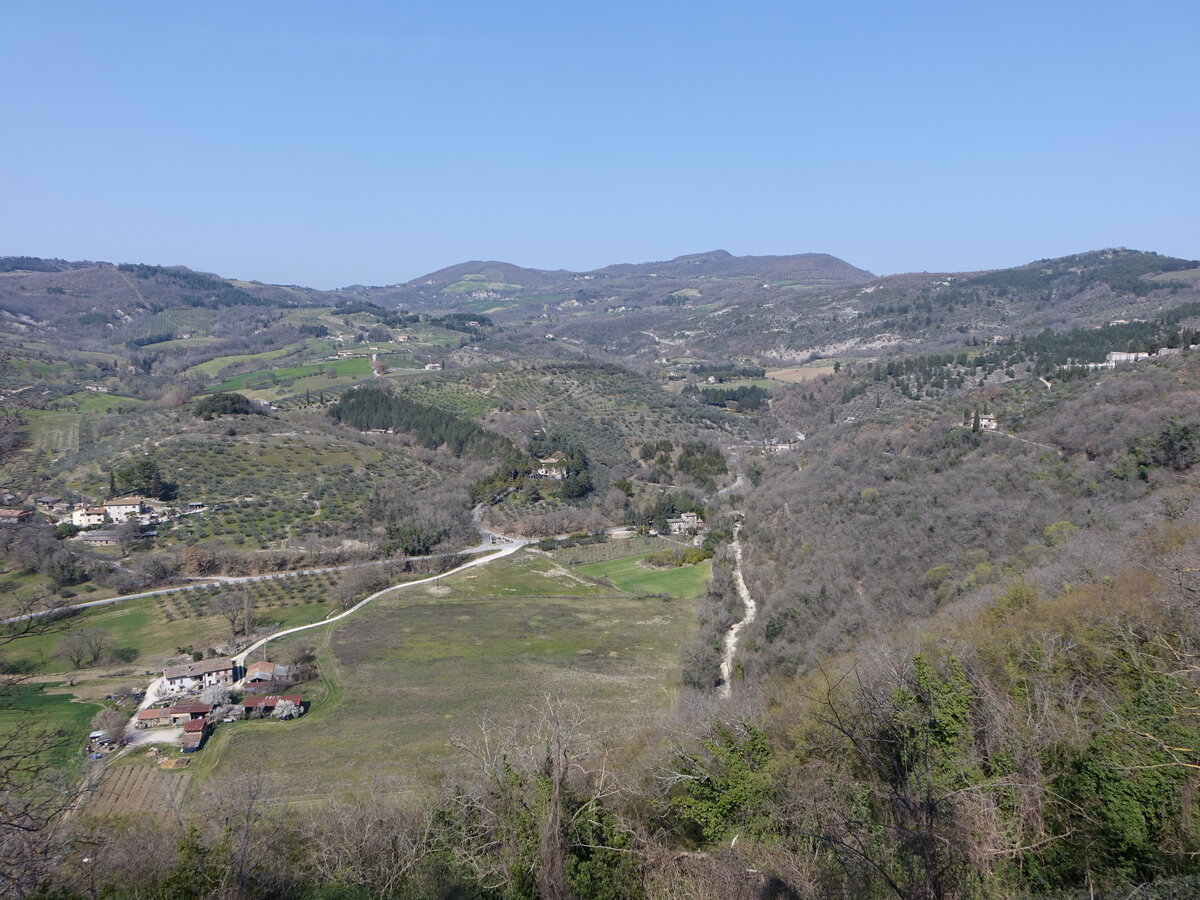 Hügellandschaft bei Assisi, Umbrien (26.03.2022)