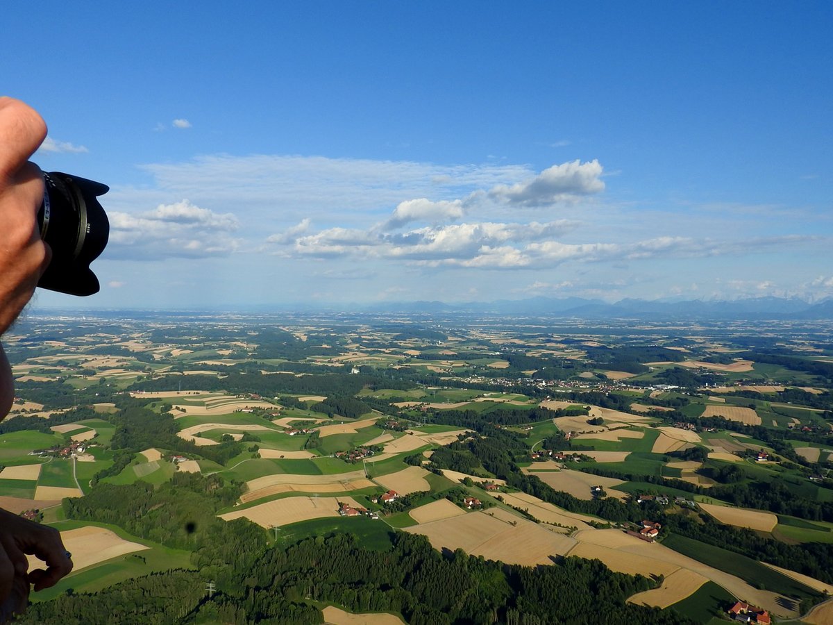  im Fokus  das Voralpenland, aus rd.2000mtr. Höhe, Bezirk Grieskirchen; 170707