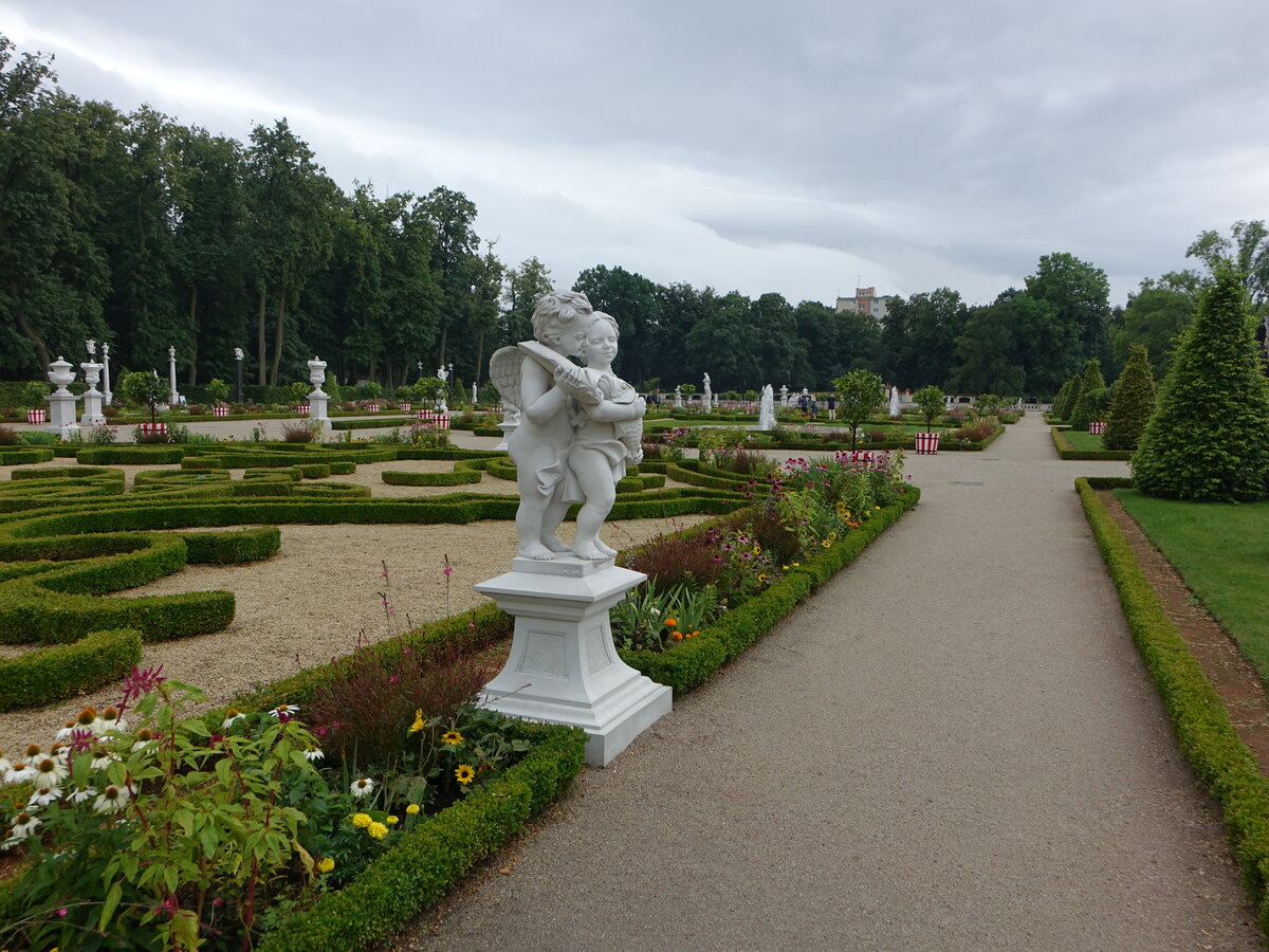 Im Schloßpark vom Pałac Branickich in Bialystok, Podlachien (04.08.2021)