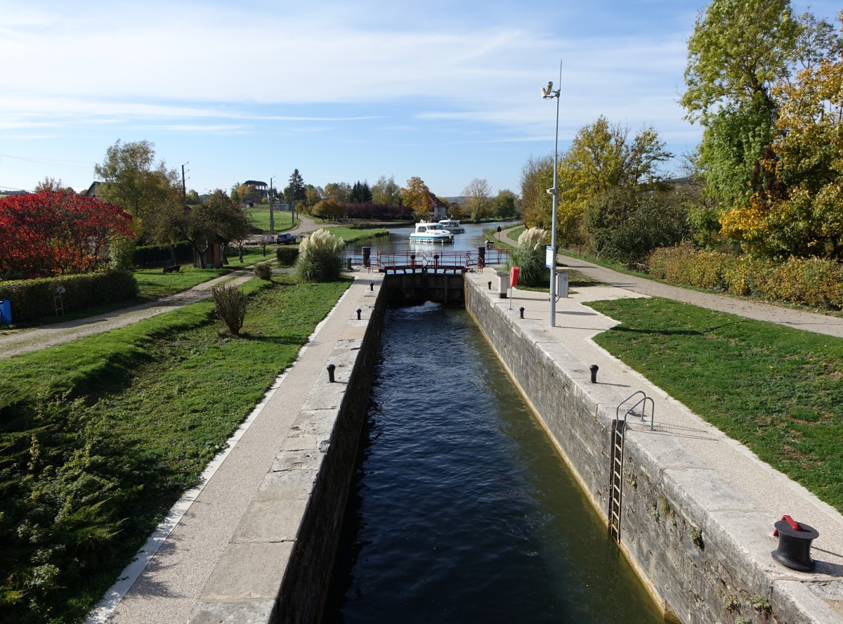 Kanal de Bourgogne bei Tanlay (27.10.2015)